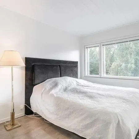 Beautiful 105 M2 Sd-house Pt With 3 Bedrooms, Free Parking And Sauna