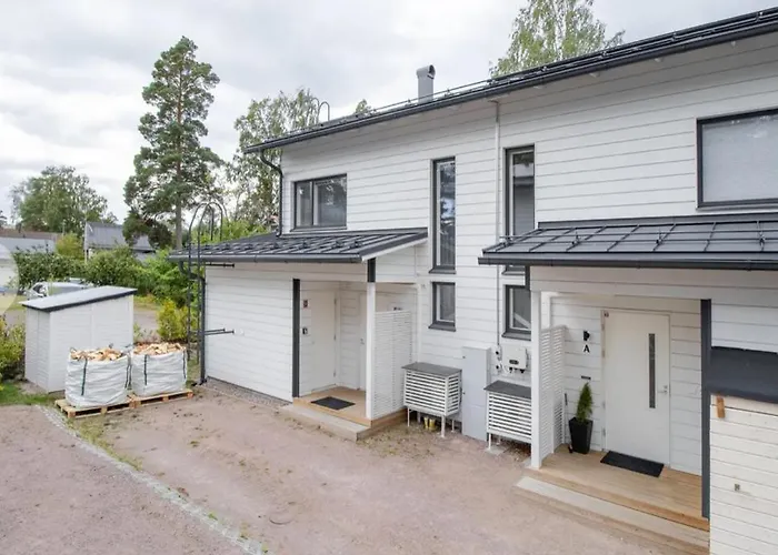 Beautiful 105 M2 Sd-house Pt With 3 Bedrooms, Free Parking And Sauna Апартаменты Хельсинки