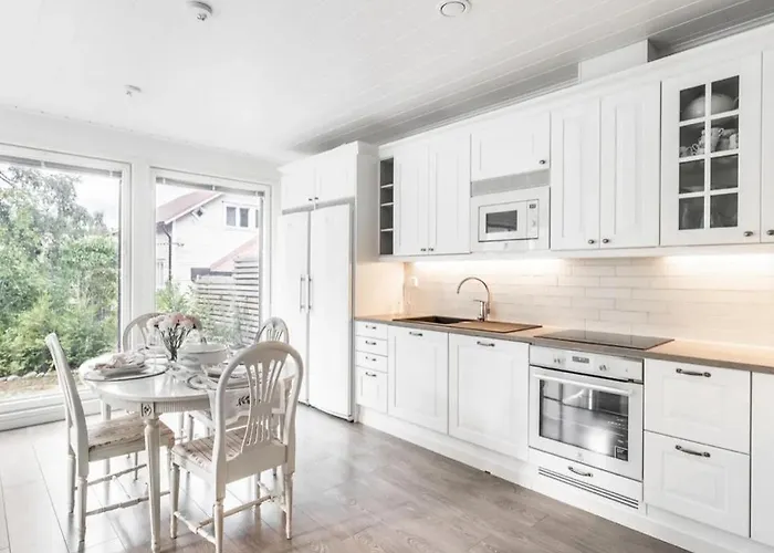 Beautiful 105 M2 Sd-house Pt With 3 Bedrooms, Free Parking And Sauna *