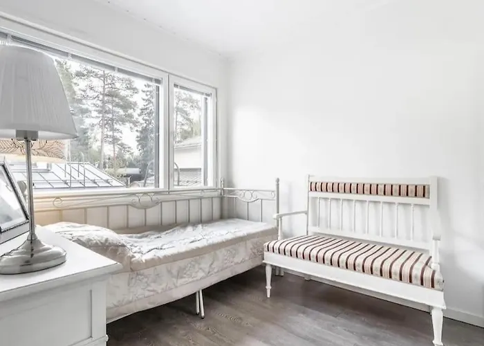 Beautiful 105 M2 Sd-house Pt With 3 Bedrooms, Free Parking And Sauna Хельсинки